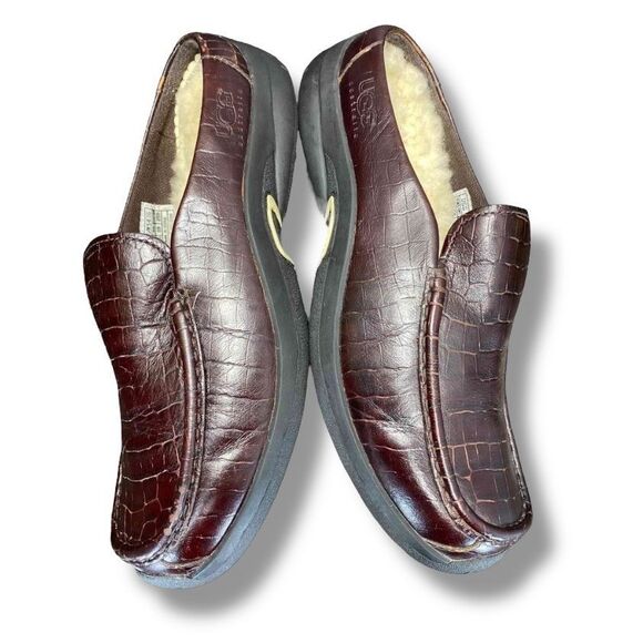 UGG Australia Crocodile Embossed Slip On Casual Sheep Skin Lined Loafers - Picture 3 of 9
